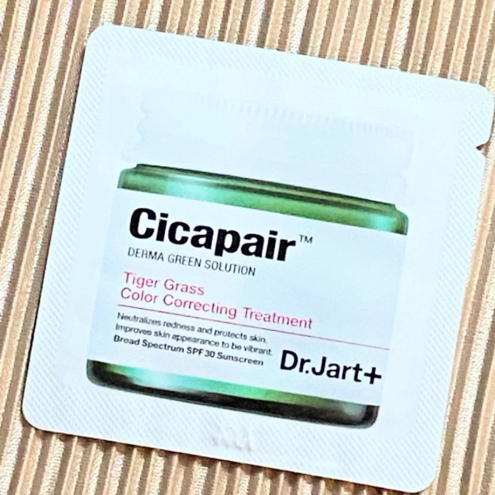 DR JART TIGER GRASS COLOR CORRECTING TREATMENT 1.5ml Packet